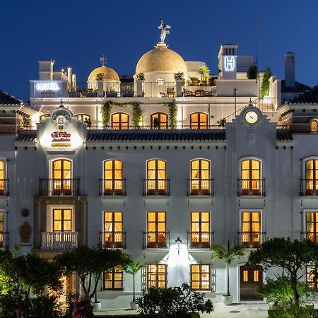 Hotel Silken El Pilar Andalucia Estepona Exterior photo